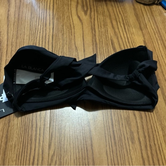 NWT La Blanca Island Goddess Twist Bandeau Top Black Swim Push Up Size 6 - Picture 3 of 4